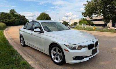 2015 BMW 320I SA