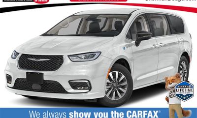 2024 Chrysler Pacifica Select