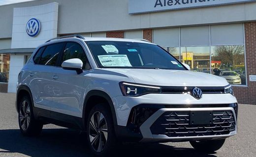 2025 Volkswagen Taos 4MOTION SE