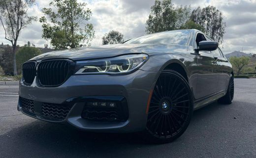 2017 BMW 750I B7