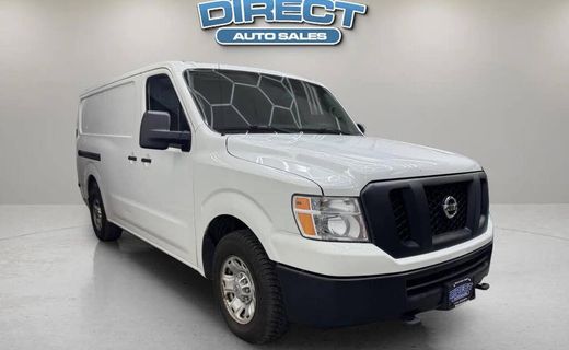 2017 Nissan NV SV