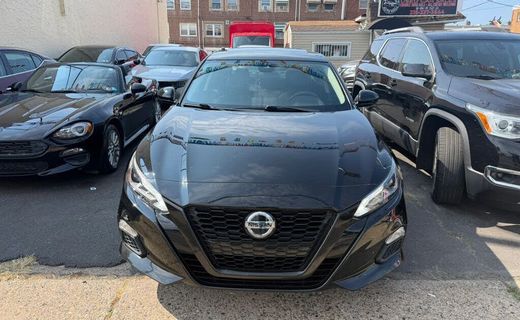 2021 Nissan Altima SR