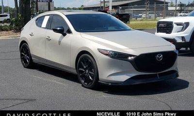2025 Mazda MAZDA3 Premium Plus Package