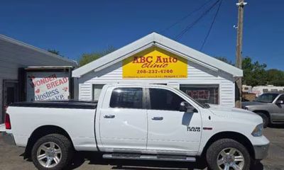 2016 Ram 1500 SLT
