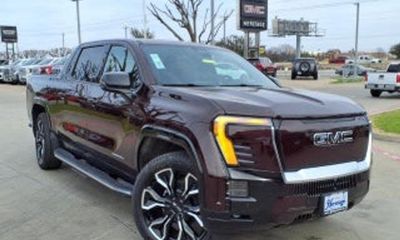 2026 GMC Sierra Elevation