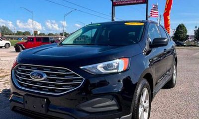 2020 Ford Edge SE
