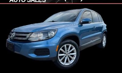 2017 Volkswagen Tiguan 4MOTION Wolfsburg