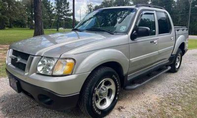 2005 Ford Explorer Sport Trac XLT