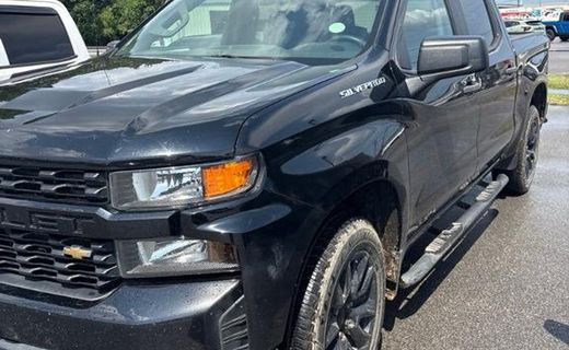 2020 Chevrolet Silverado Custom