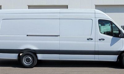 2025 Mercedes-Benz Sprinter 907 VS30