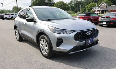 2023 Ford Escape Active