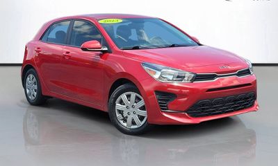 2023 Kia RIO LX S