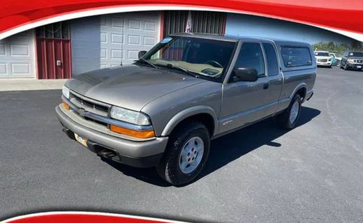2003 Chevrolet S-10 Pickup