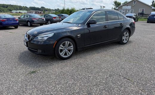 2009 BMW 528I