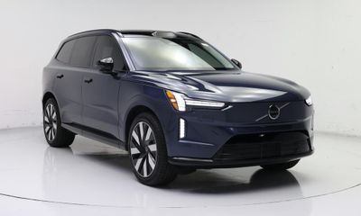2025 Volvo EX90 Ultra