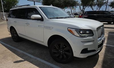 2023 Lincoln Navigator Reserve