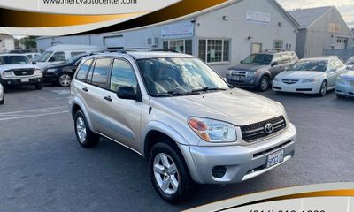 2005 Toyota RAV4 Base