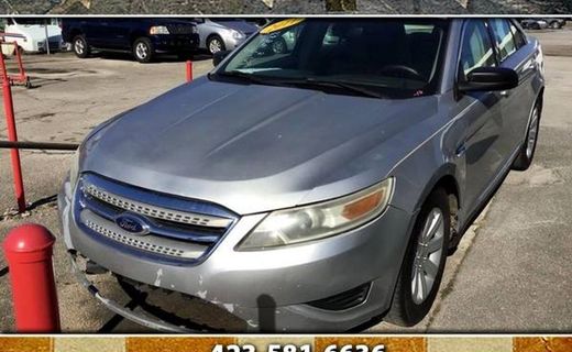 2011 Ford Taurus SE