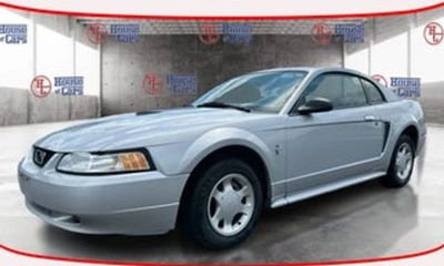 2000 Ford Mustang Base