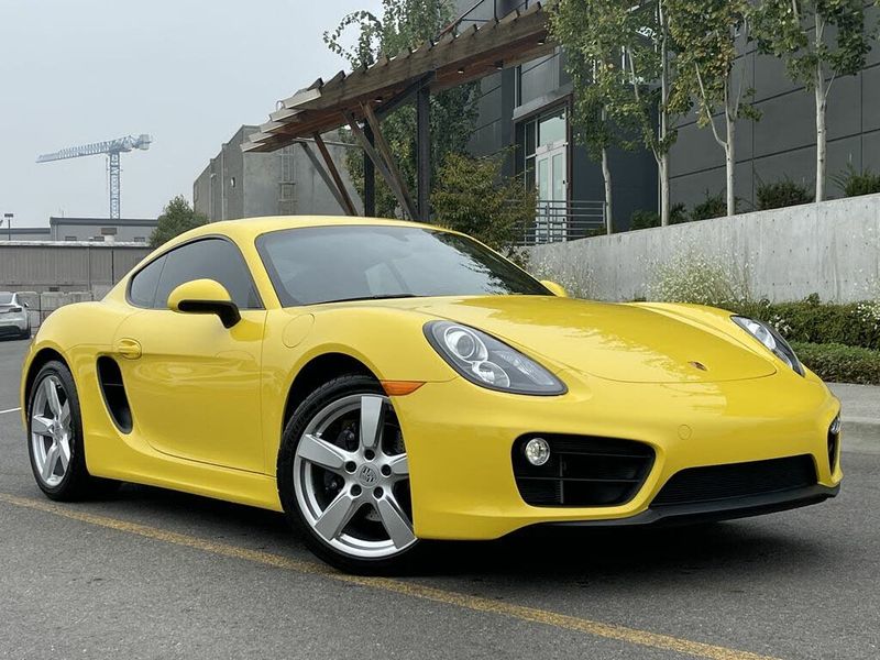 2015 Porsche Cayman — a typically priced live listing