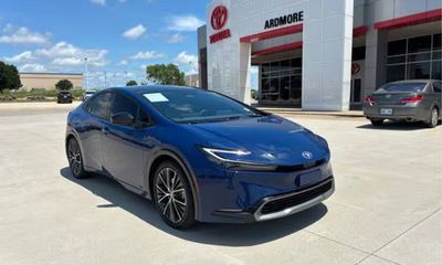 2024 Toyota Prius XLE