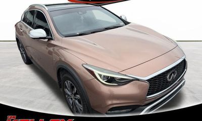 2017 Infiniti QX30 Premium