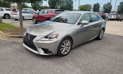 2016 Lexus IS 300