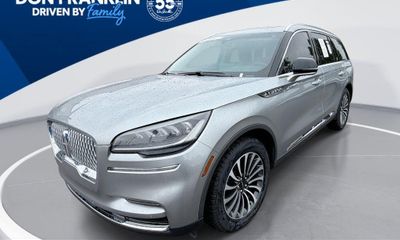 2023 Lincoln Aviator Base