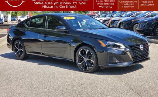 2025 Nissan Altima SR