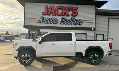 2023 GMC Sierra HD AT4