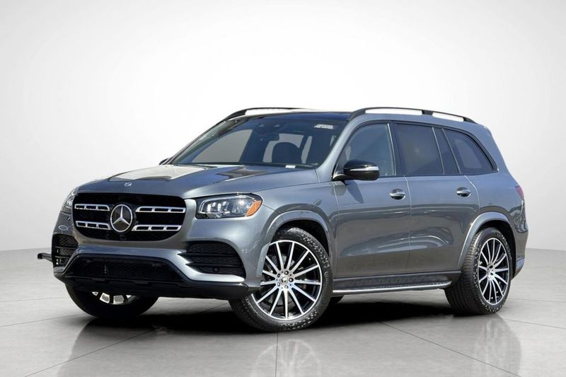 2022 Mercedes Benz Gls Class — a typically priced live listing