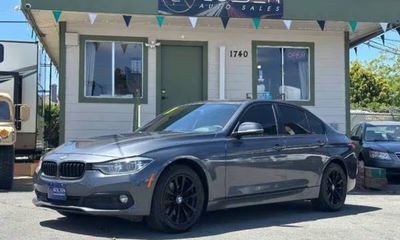 2018 BMW 320I xDrive SA