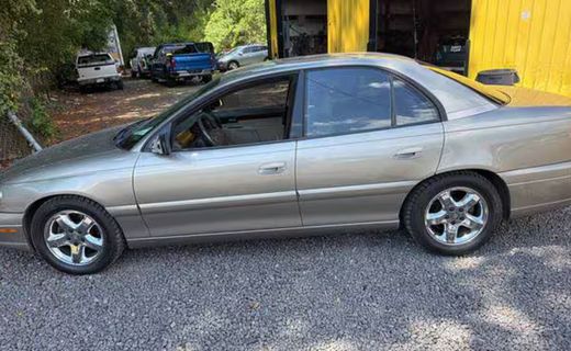 2000 Cadillac Catera Base