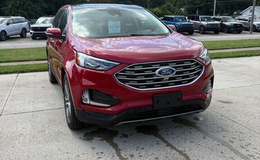 2024 Ford Edge Titanium