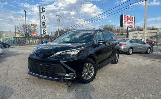 2021 Toyota Sienna XLE