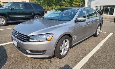 2013 Volkswagen Passat SE