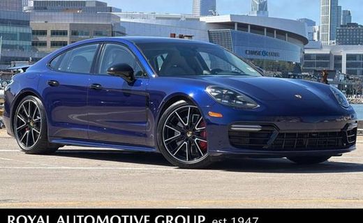2020 Porsche Panamera GTS