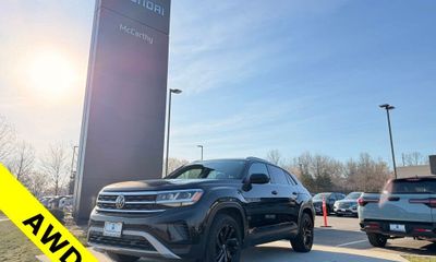 2022 Volkswagen Atlas Cross Sport 4Motion SE W