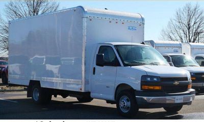 2025 Chevrolet Express 3500 Cutaway 177