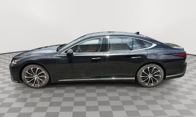 2023 Lexus LS 500 Luxury