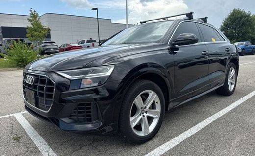 2019 Audi Q8 Premium