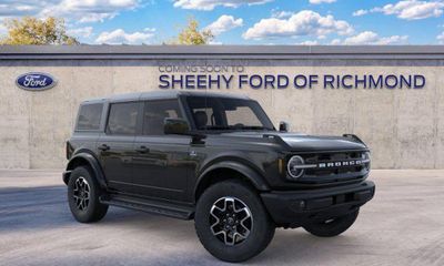 2026 Ford Bronco Outer Banks