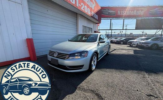 2012 Volkswagen Passat SE