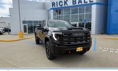 2026 GMC Sierra HD Denali