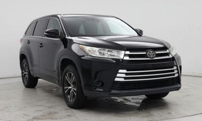 2017 Toyota Highlander LE