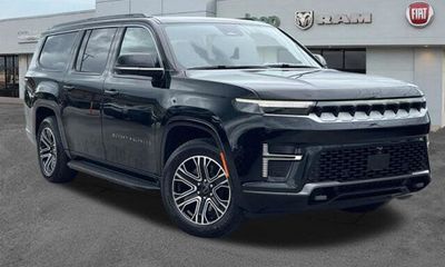2026 Jeep Grand Wagoneer L Base