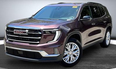 2026 GMC Acadia Elevation