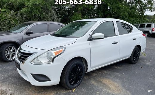 2019 Nissan Versa SV