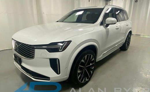 2025 Volvo XC90 Plus