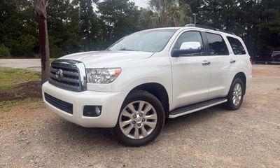 2011 Toyota Sequoia Platinum
